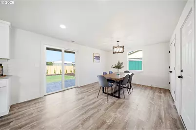 879 N Broadway St, Estacada, OR 97023 - Photo 12