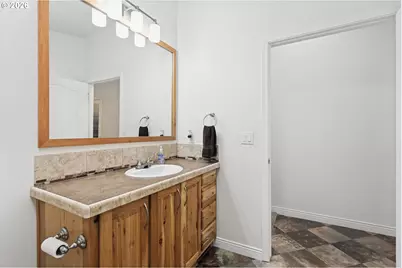 491 Central Blvd #B, Dallesport, WA 98617 - Photo 34