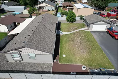 491 Central Blvd #B, Dallesport, WA 98617 - Photo 2
