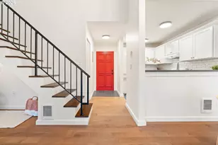 4000 Carman Dr, Lake Oswego, OR 97035 - Photo 2