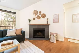 4000 Carman Dr, Lake Oswego, OR 97035 - Photo 16