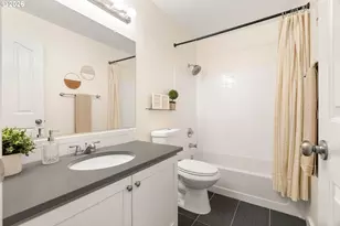 4000 Carman Dr, Lake Oswego, OR 97035 - Photo 24