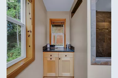 25583 E Chester Mountain Dr, Mount Hood Village, OR 97067 - Photo 20