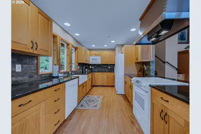 25583 E Chester Mountain Dr, Mount Hood Village, OR 97067 - Photo 8