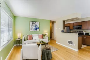 3866 SE Taylor St, Portland, OR 97214 - Photo 4