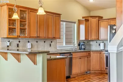 570 Mountain Ridge Dr, Culver, OR 97734 - Photo 10