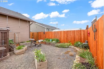 570 Mountain Ridge Dr, Culver, OR 97734 - Photo 34