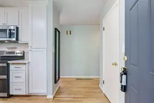 4010 SW Hamilton St, Portland, OR 97221 - Photo 8