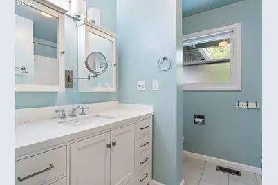 4010 SW Hamilton St, Portland, OR 97221 - Photo 18