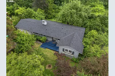 4010 SW Hamilton St, Portland, OR 97221 - Photo 2