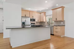 5904 Bay Point Dr, Lake Oswego, OR 97035 - Photo 12