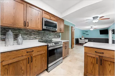 8805 NE 112th Ave, Vancouver, WA 98662 - Photo 16