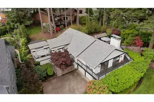 2496 Panorama Dr, Eugene, OR 97405 - Photo 2