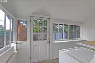 4438 NE 90th Ave, Portland, OR 97220 - Photo 16