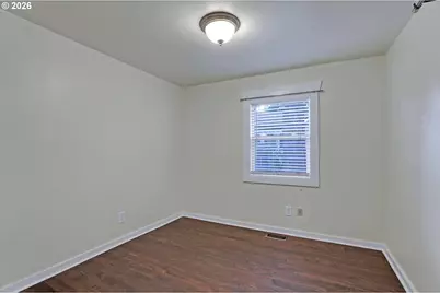 4438 NE 90th Ave, Portland, OR 97220 - Photo 14