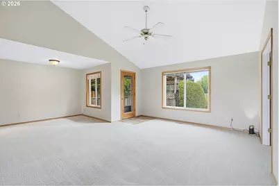 1786 N Locust St, Canby, OR 97013 - Photo 6
