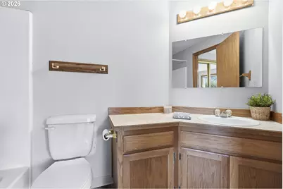 1786 N Locust St, Canby, OR 97013 - Photo 38
