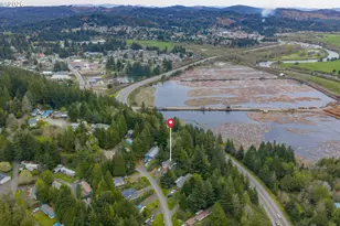 1050 N Cedar Point Rd, Coquille, OR 97423 - Photo 38