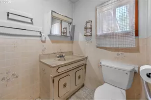 6824 SE 66th Ave, Portland, OR 97206 - Photo 18