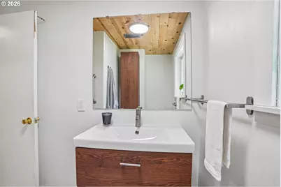 7252 SW Nevada Ter, Portland, OR 97219 - Photo 22