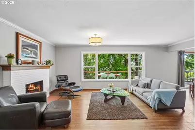 7252 SW Nevada Ter, Portland, OR 97219 - Photo 4