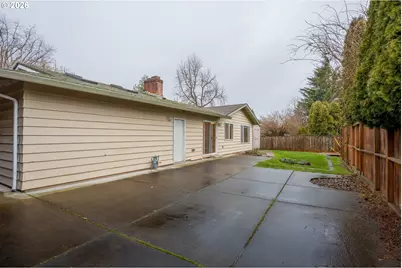 2320 NE Rene Ave, Gresham, OR 97030 - Photo 6