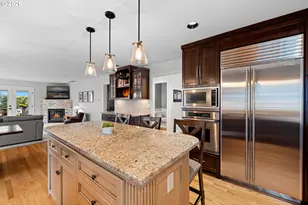 13585 SW Westridge Terrace, Tigard, OR 97223 - Photo 10