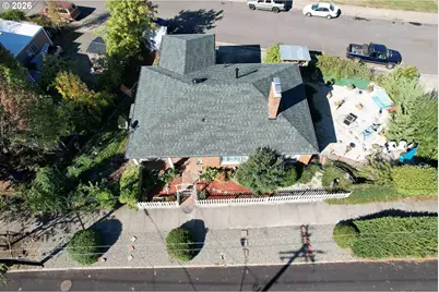 1446 SE Main St, Roseburg, OR 97470 - Photo 38