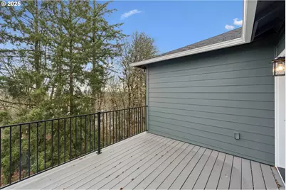 12452 SW Strobel Rd, Beaverton, OR 97007 - Photo 14