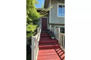 1343 NW Vallejo Dr, Roseburg, OR 97471 - Photo 4