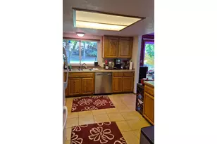 1343 NW Vallejo Dr, Roseburg, OR 97471 - Photo 10