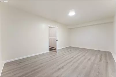 3037 SW Sherman Pl, Beaverton, OR 97003 - Photo 32