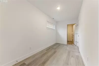 3037 SW Sherman Pl, Beaverton, OR 97003 - Photo 28