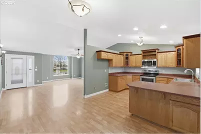 425 Timber St, Albany, OR 97322 - Photo 2