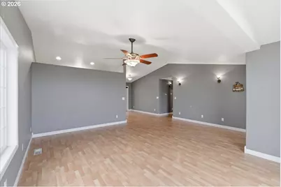 425 Timber St, Albany, OR 97322 - Photo 44