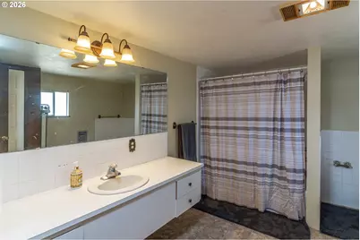 715 W Coe Ave, Stanfield, OR 97875 - Photo 22