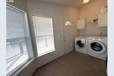 213 River Ridge Ave, Roseburg, OR 97471 - Photo 20