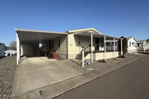 213 River Ridge Ave, Roseburg, OR 97471 - Photo 26