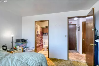 810 SW 10th St, Pendleton, OR 97801 - Photo 8
