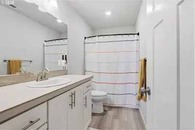 1035 Marie St, Mount Angel, OR 97362 - Photo 32