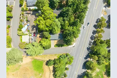 13570 Shireva Dr, Lake Oswego, OR 97034 - Photo 12