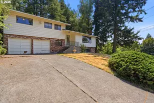 13570 Shireva Dr, Lake Oswego, OR 97034 - Photo 2