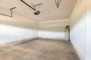 716 Southwest Blvd, Coos Bay, OR 97420 - Photo 32