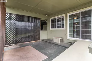 1595 NW Rachel Ave, Roseburg, OR 97471 - Photo 28