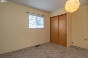1595 NW Rachel Ave, Roseburg, OR 97471 - Photo 24