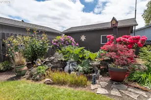 1595 NW Rachel Ave, Roseburg, OR 97471 - Photo 36
