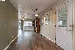 1595 NW Rachel Ave, Roseburg, OR 97471 - Photo 14