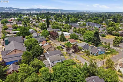 5640 SE Lafayette St, Portland, OR 97206 - Photo 16
