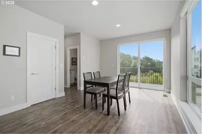 17100 SW Albatross Ln, Beaverton, OR 97007 - Photo 12