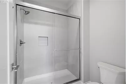 17100 SW Albatross Ln, Beaverton, OR 97007 - Photo 18